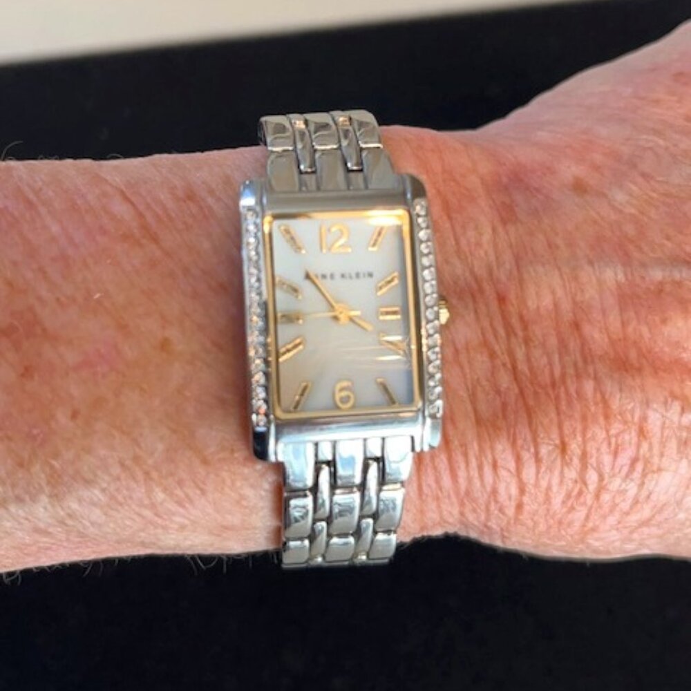 ANNE KLEIN | White Dial Crystals on each side-NEW Battery